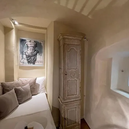 펜션 Duomo Tiny House In Center Of *